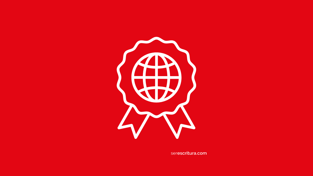 Insignia o roseta blanca con un mapa del globo terráqueo cuadriculado en su interior, representando la primera Norma ISO de Lenguaje Claro y su alcance internacional.